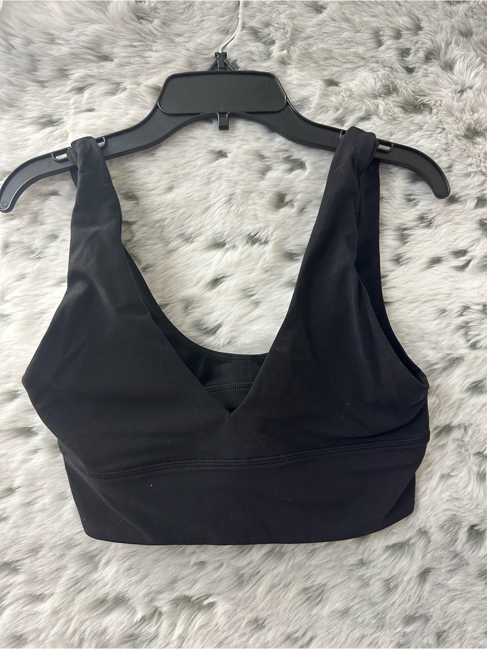 16. lululemon Align™ V-Neck sports bra sz 6